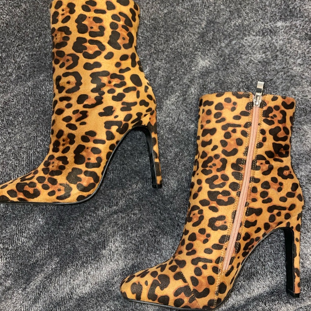 CHEETAH BOOTIES